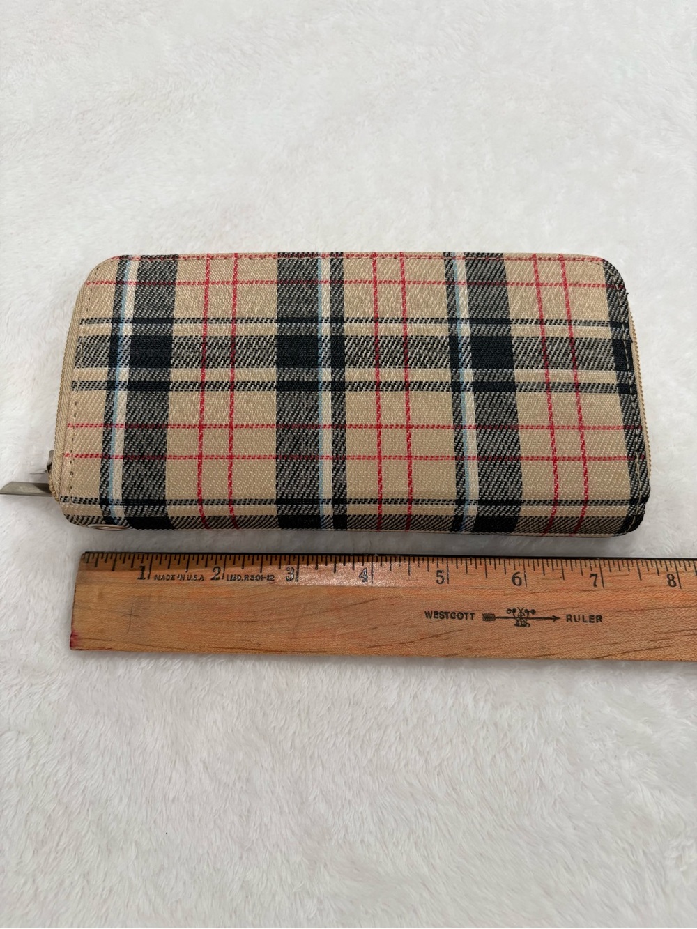 Unbranded Classic Beige Tartan Plaid Zip-Around Continental Wallet w/Strap NWOT